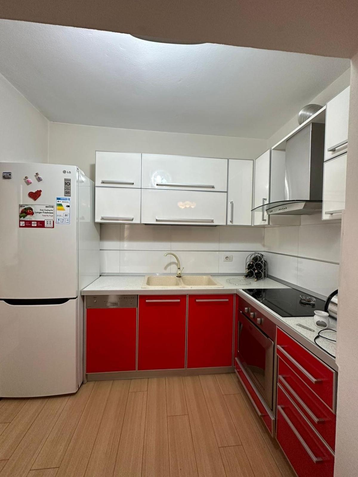 Blloku Family Apartment Тирана Екстериор снимка