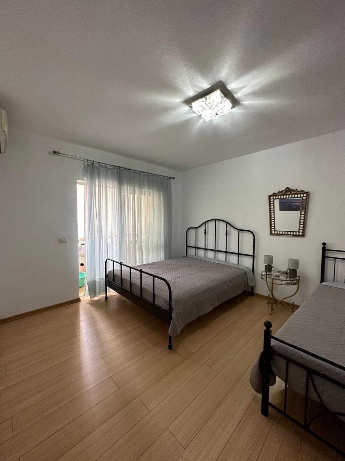 Blloku Family Apartment Тирана Екстериор снимка